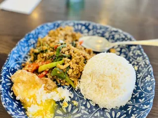 Lucky's Thai Pantry
