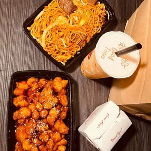 House Special Chow Mein and Sesame Chicken, House Special Chow Mein, Thai Tea, Large White Steamed Rice
