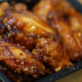 food, bbq wings, fried chicken wings, chicken wings and fried chicken, poultry, chicken wings, chicken, bbq chicken, fried chicken