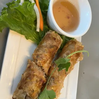 A2. Imperial Crispy Rolls