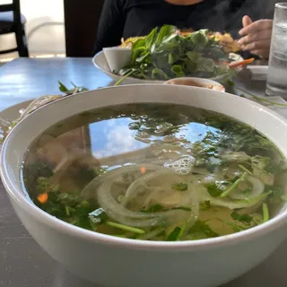 P7. Pho Chicken White Meat