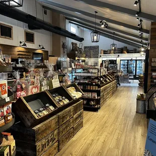 ramen and noodles, interior