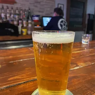 Troy Aikman's Eight Elite Lite Lager