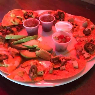 Karaoke nights on Thursdays at Lantern st Grill and Taphouse. lots of specials food and drinks Play pool play games with prizes