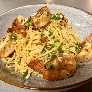 Garlic noodles