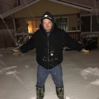Kevin R.
