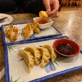 #3. Crab Rangoon