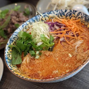 Kao Poon with Chicken