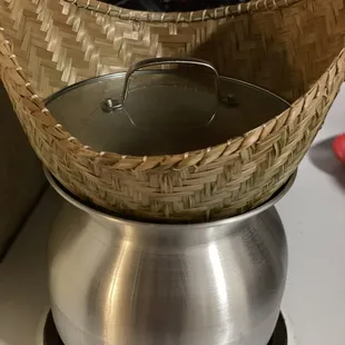 My set up, the lid was already mine.