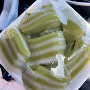 Pandan layered jelly rice cake (only on Saturdays)