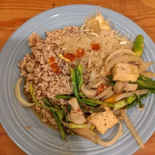 Silver noodles, brown rice and asparagus stir-fry. Heaven.