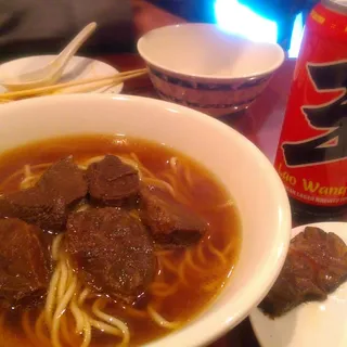 Beef Noodle Soup (Niu Rou Mien)