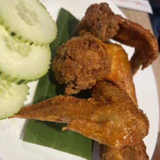 Lao'd Chicken Wings