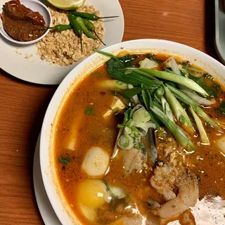 Lao Sukiyaki Seafood soup