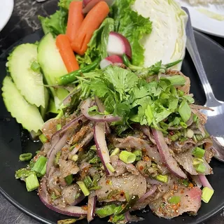 Larb fish
