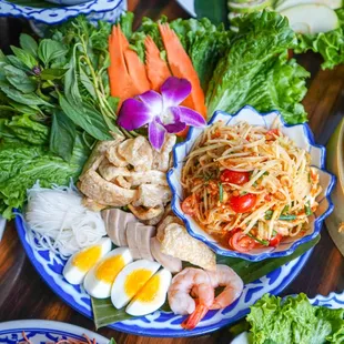 "Tum Marg Hoong" Papaya Salad