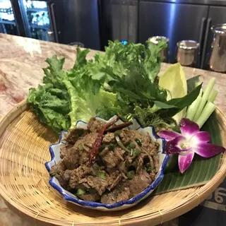 Larb Zeen Beef Lettuce Wrap