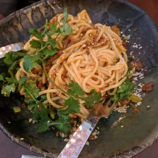 Vegetarian Khaw Kai Noodles