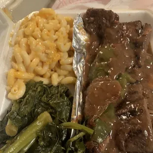 Beef short ribs, mac n cheese, collards