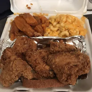 5 piece wing dinner with Yams and Mac and Cheese