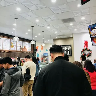 Line... line... line at 9:15PM