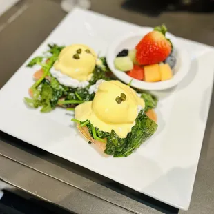 Smoked Salmon Benedict
