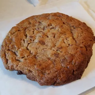 a cookie on a napkin