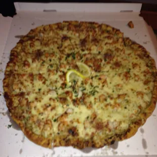 Scrimp scampi pizza. Delightfully done
