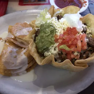 Laredo salad with steak