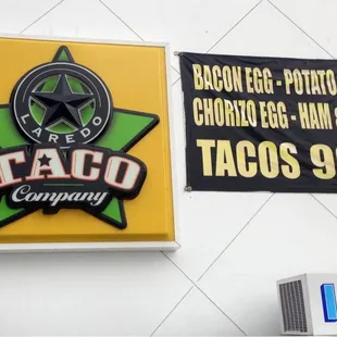 This stripes has the Laredo taco company vender inside! yay!!!! :)....