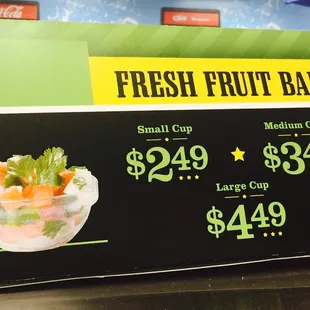 Love the fresh fruit bar at the beach :))