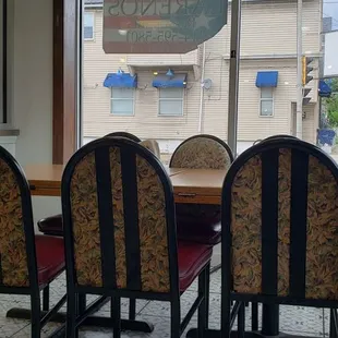 ramen and noodles, interior