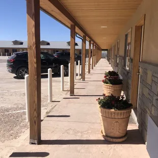 Parking and clean rooms.