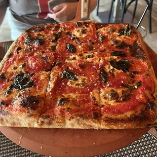 Margherita Pizza (Med)