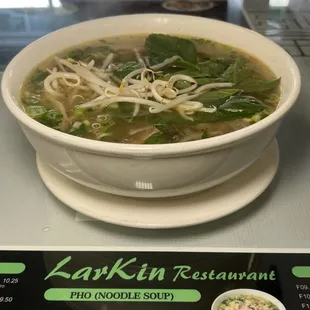 E12. Pho Ga