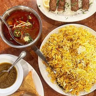 Chicken Biryani, Nihari, Qeema Samosa (3 pc), beef Seekh Kabab