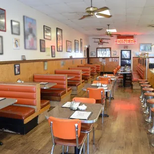 sushi and sashimi, interior