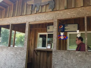 Pitstop BBQ