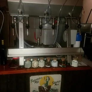 Wine dispensing machine