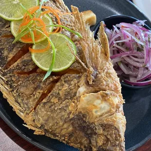 Pescado entero hummmm
