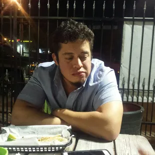 Disfrutando los tacos