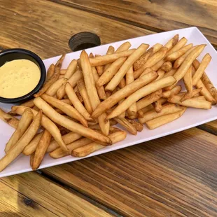 Full order of house fries.