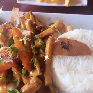 Mariscos Saltado