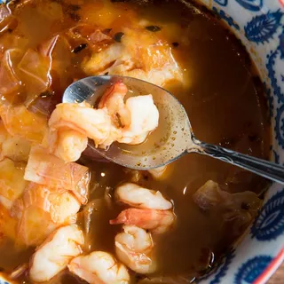 Caldo de Mariscos