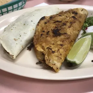 birria and carnitas tacos