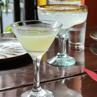 Inocelo - Apaluz Mezcal, Green Chartreuse, Fresh Lime, Ginger-Lemongrass