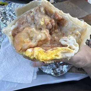 Chili verde breakfast burrito