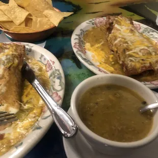 Crispy chile relleno and cup of green chile.