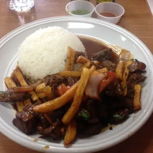 . Lomo saltado