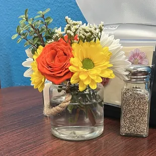 Fresh, pretty flowers on the table.